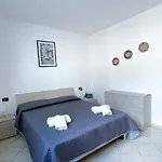 La Spiaggia شقة *